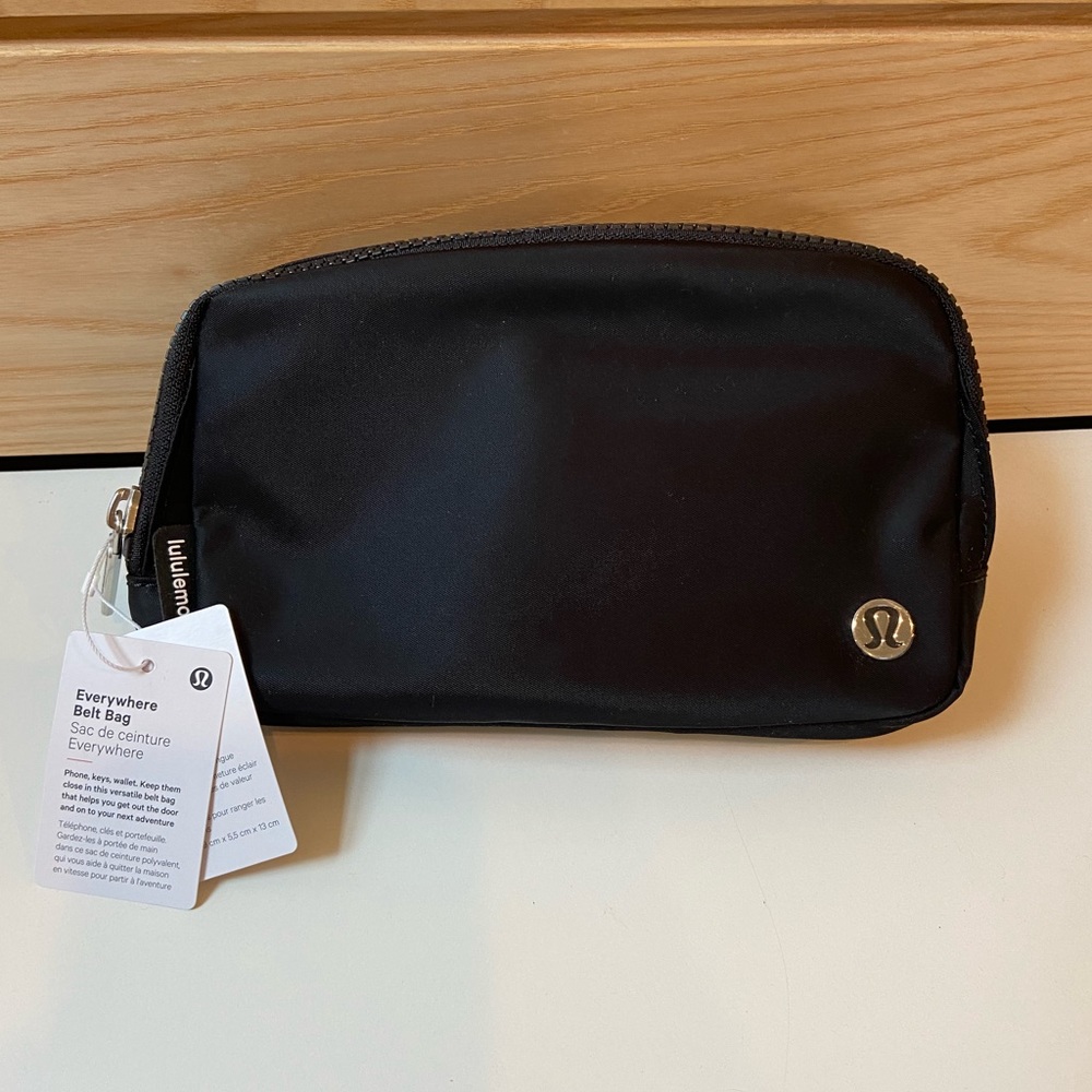 BNWT Lululemon Everywhere Black Belt Bag Adjustable Extended Strap Fanny Pack